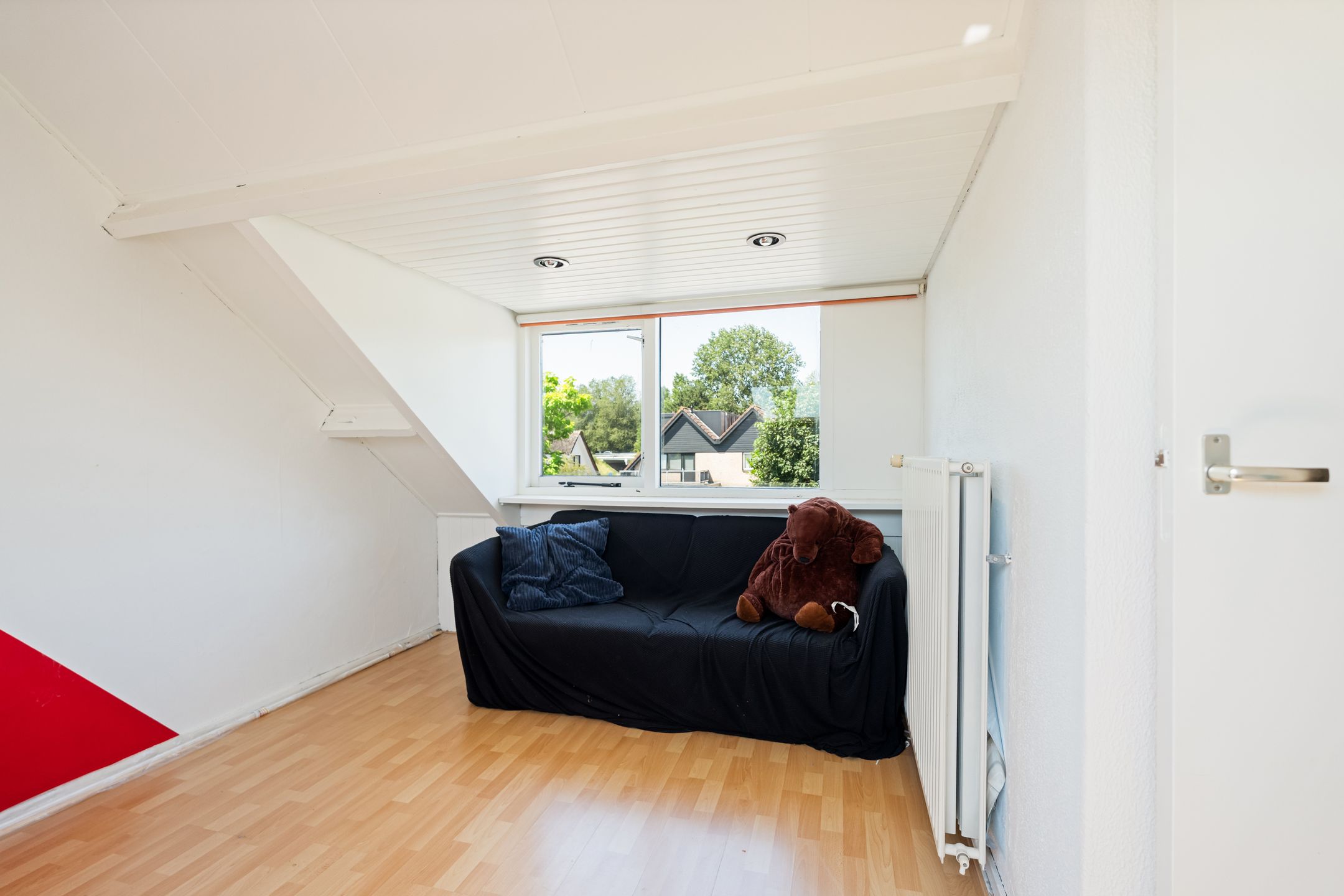 Photo 18 of Goudenregenstraat 23