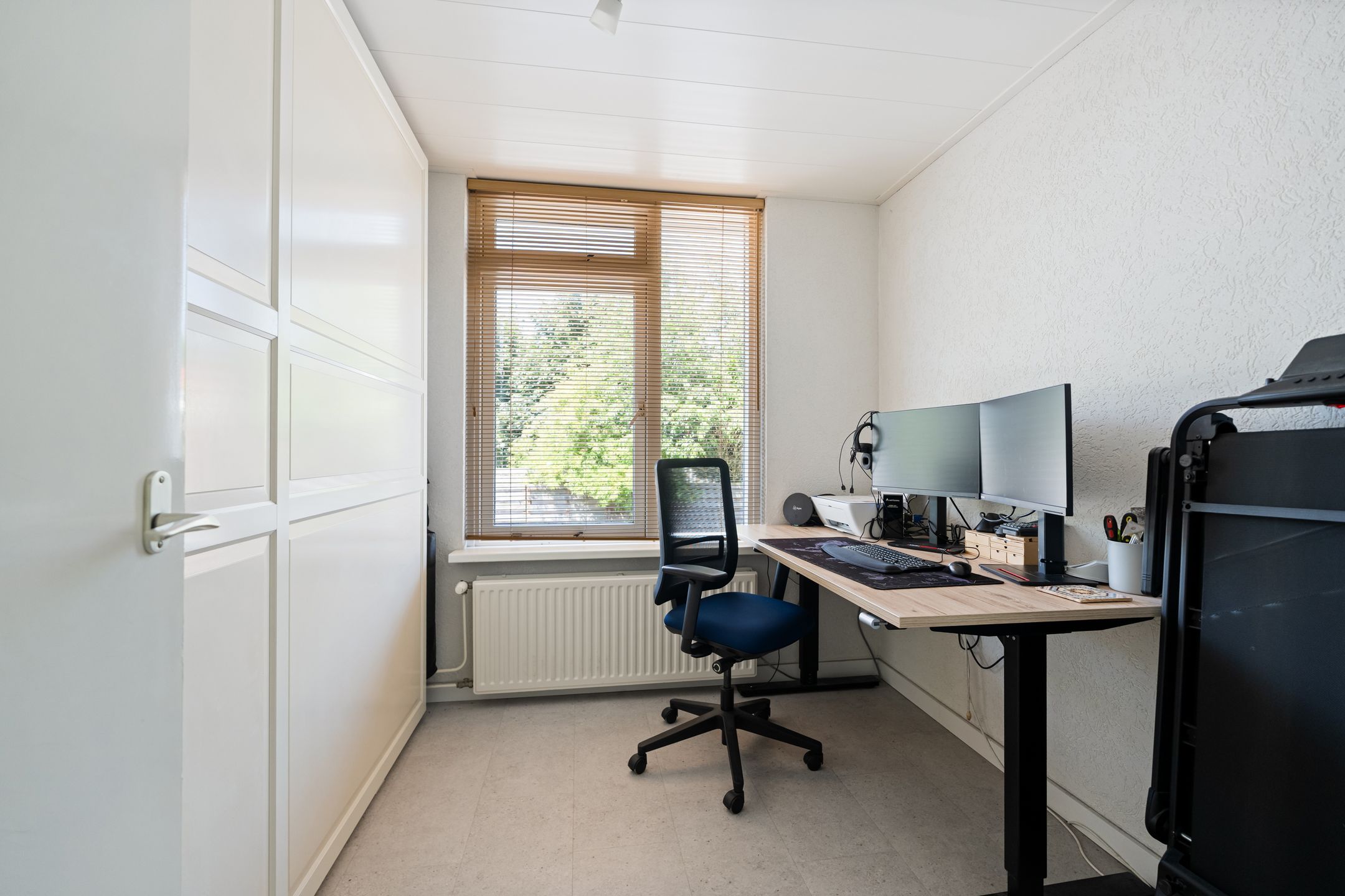 Photo 12 of Goudenregenstraat 23