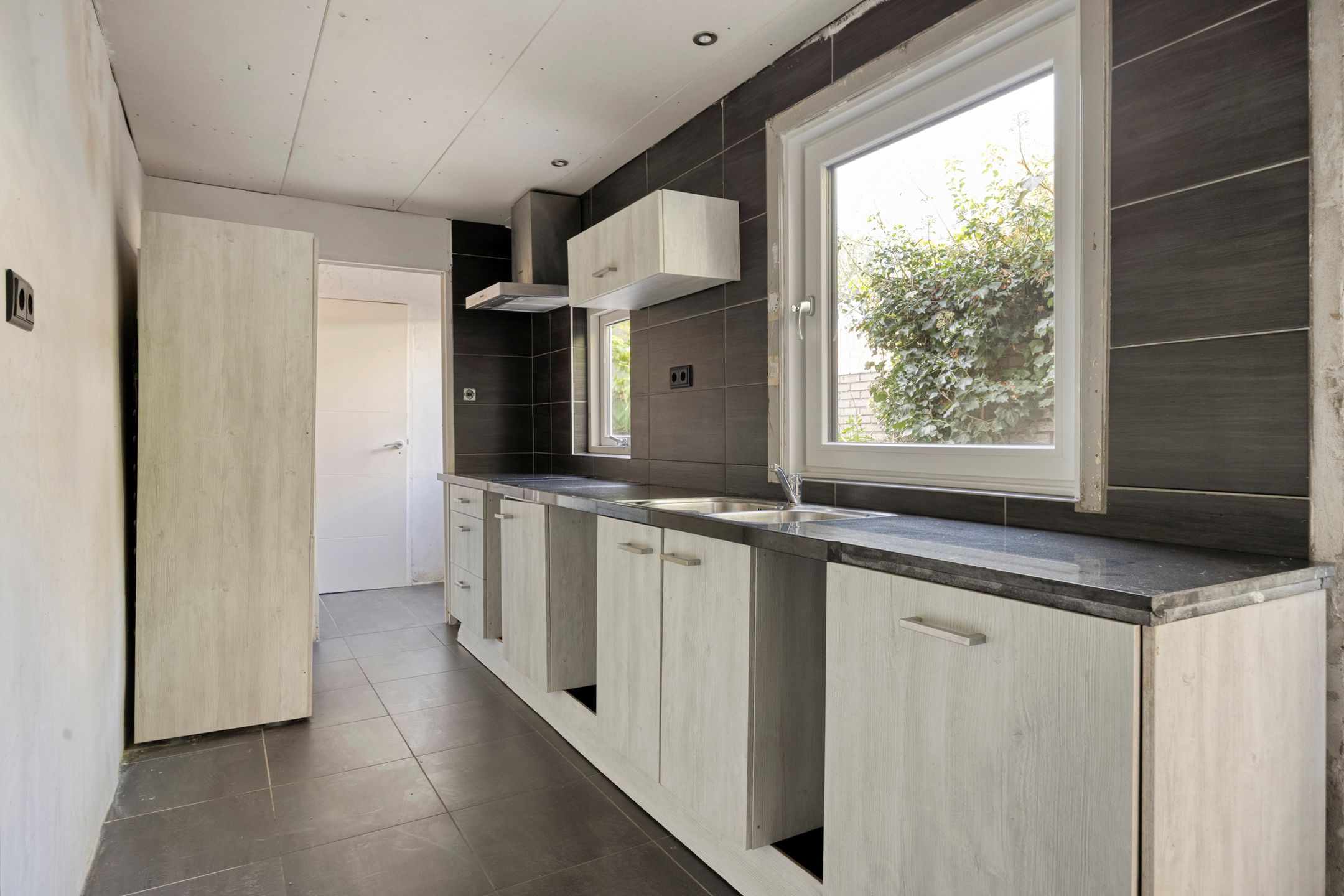 Photo 6 of Pastoor van Beurdenstraat 61