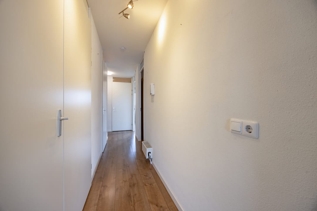 Photo 16 of Conradstraat 32