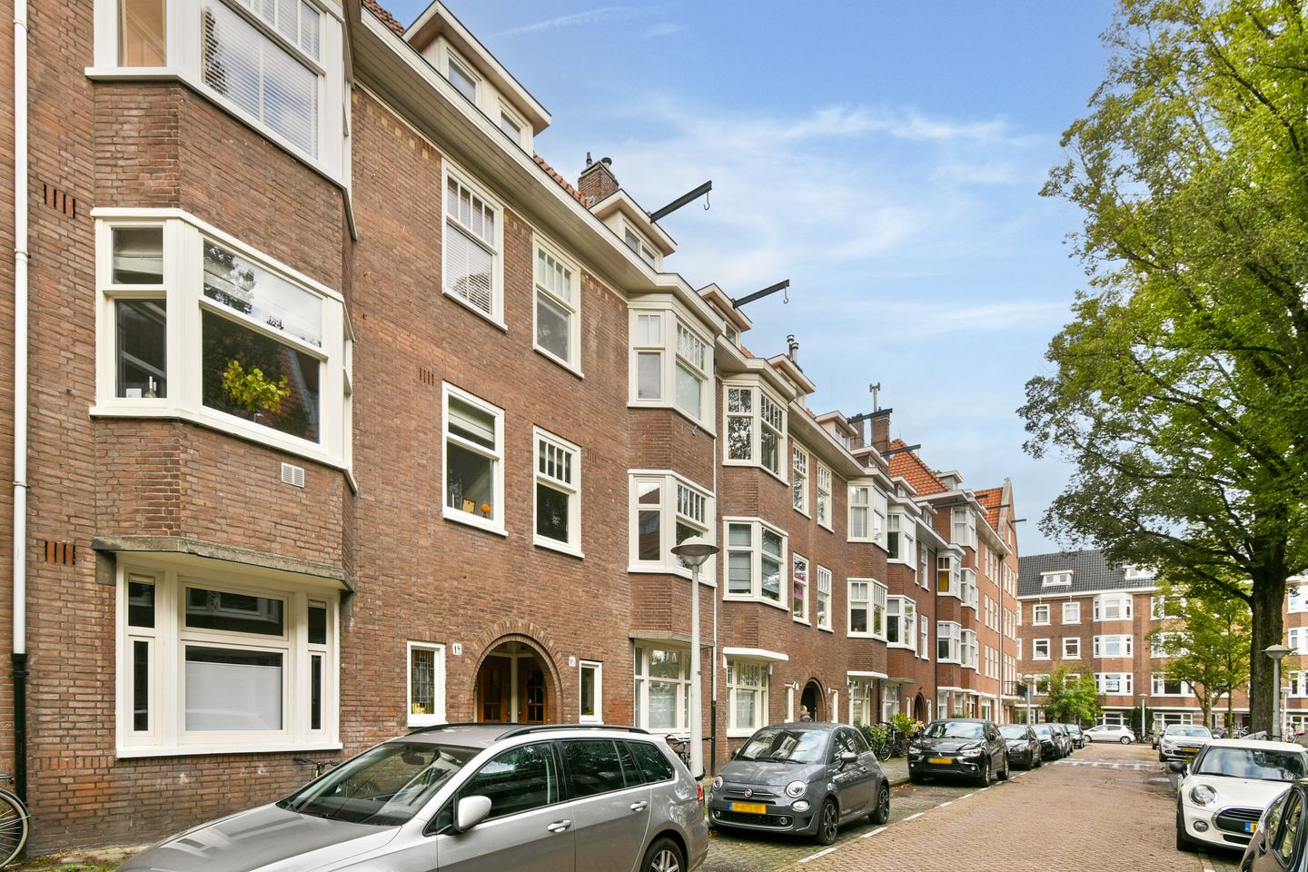 Foto 19 van Leiduinstraat 16-1