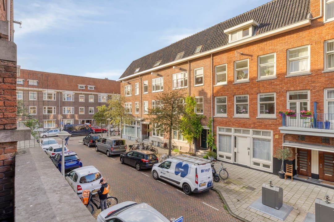 Photo 23 of Weissenbruchstraat 41-1