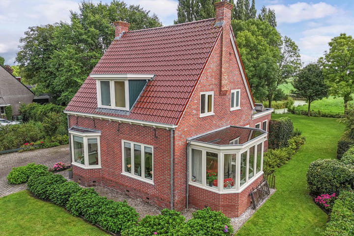 Vrijstaande woning te koop: Seerp van Galemawei 31, Mantgum