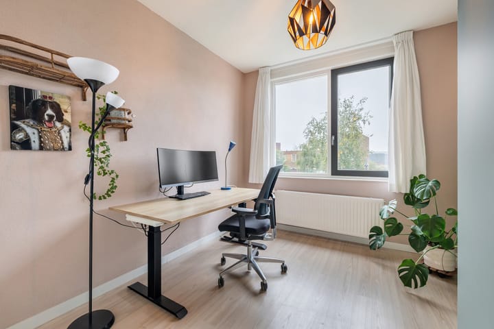 Hoekwoning te koop: Lange Weide 72, Breda