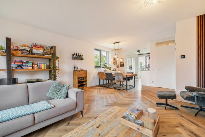 Hoekwoning te koop: Lange Weide 72, Breda