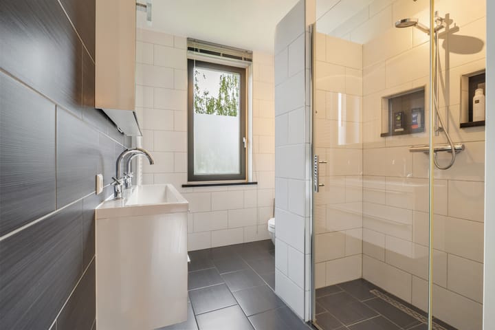 Hoekwoning te koop: Lange Weide 72, Breda