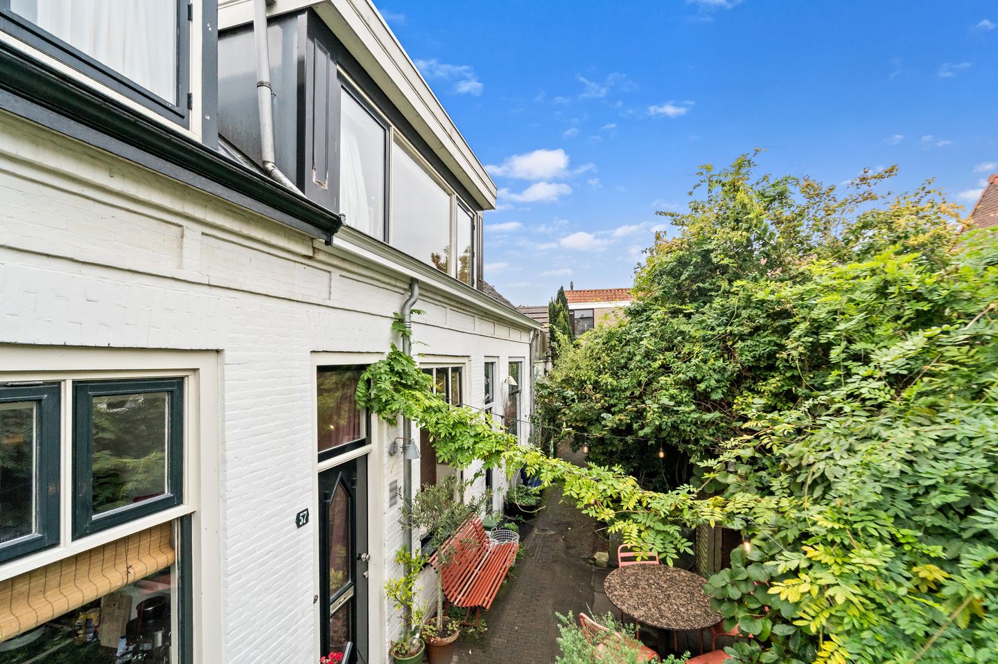 Photo 4 of Oosterstraat 57