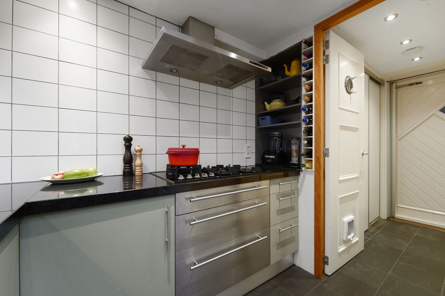 Photo 20 of Oosterstraat 57