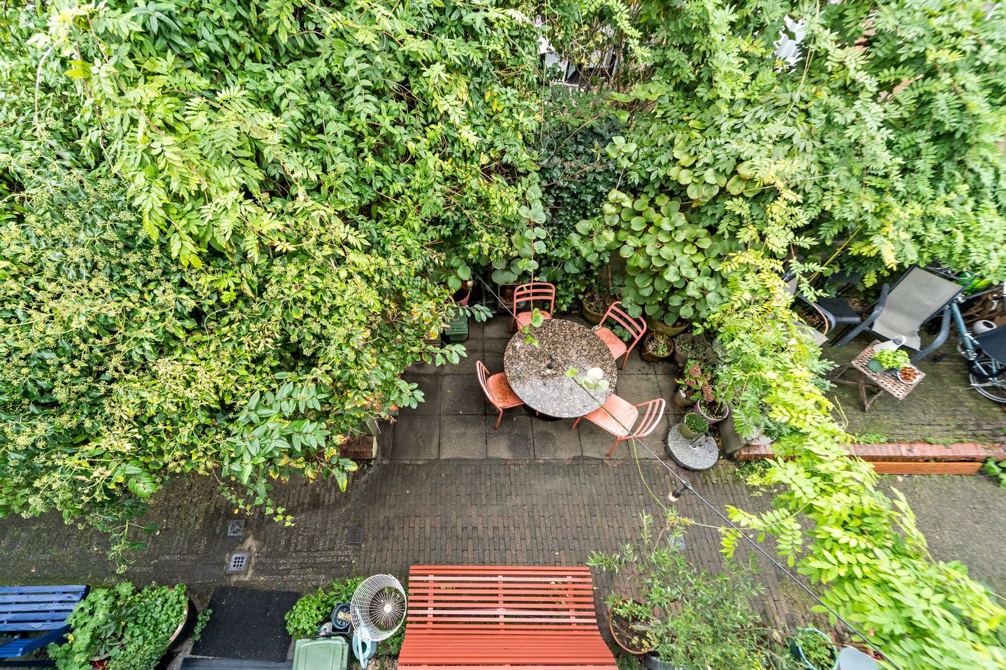 Photo 35 of Oosterstraat 57