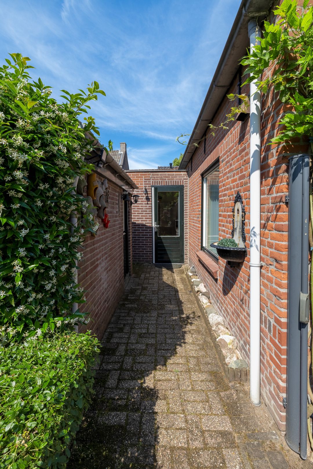 Photo 22 of Dorpstraat 1