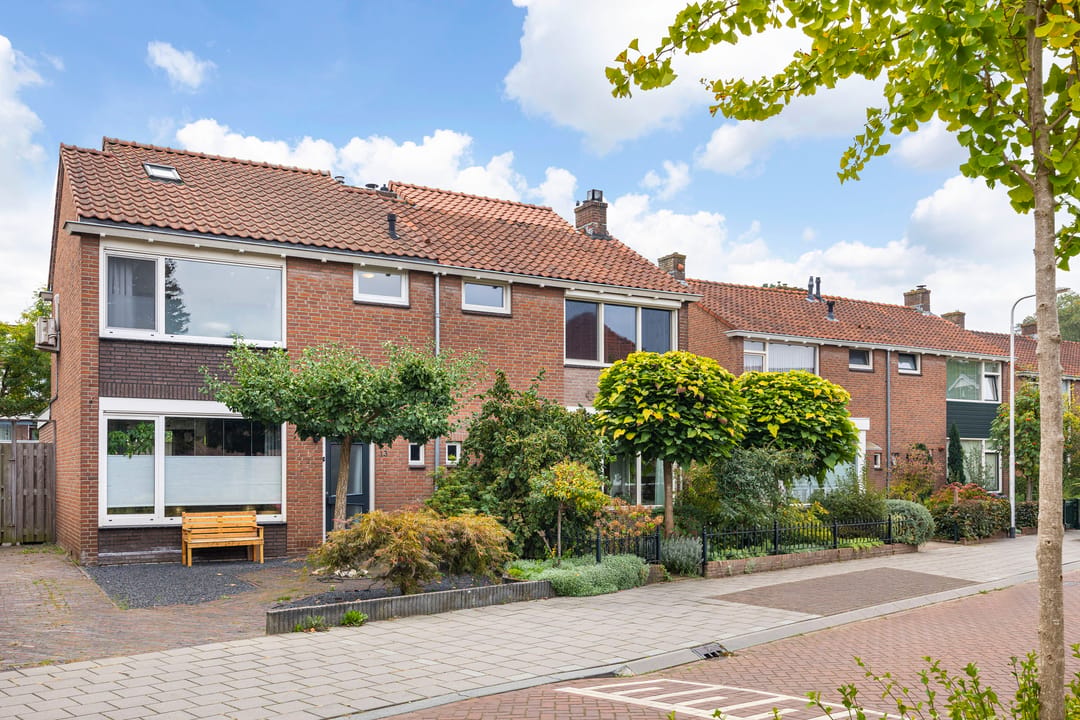 Photo 2 of Jasmijnstraat 15