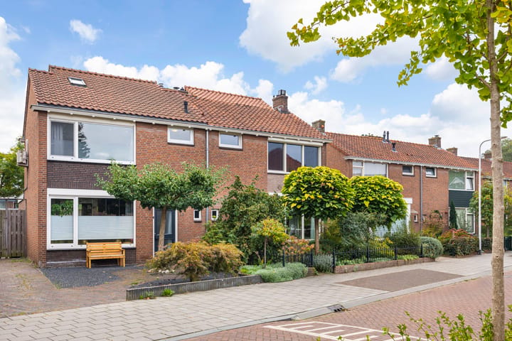Photo 2 of Jasmijnstraat 15