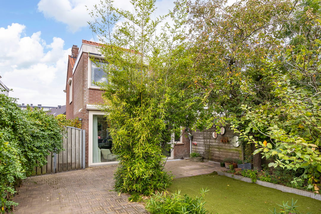 Photo 38 of Jasmijnstraat 15