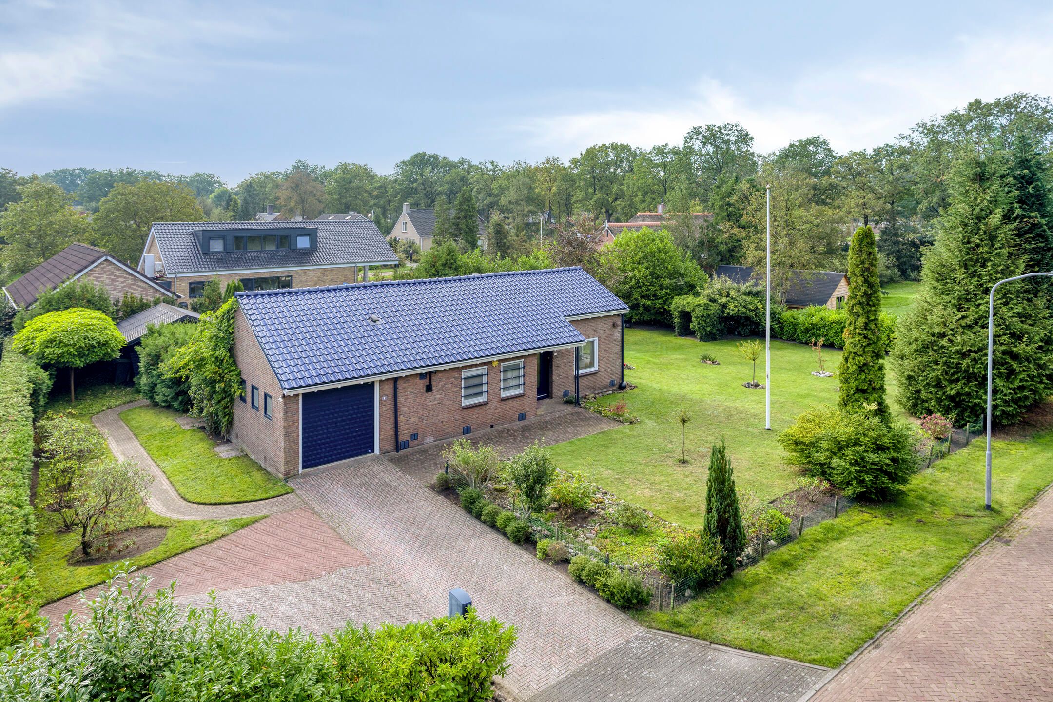 Photo 6 of Dennenlaan 11