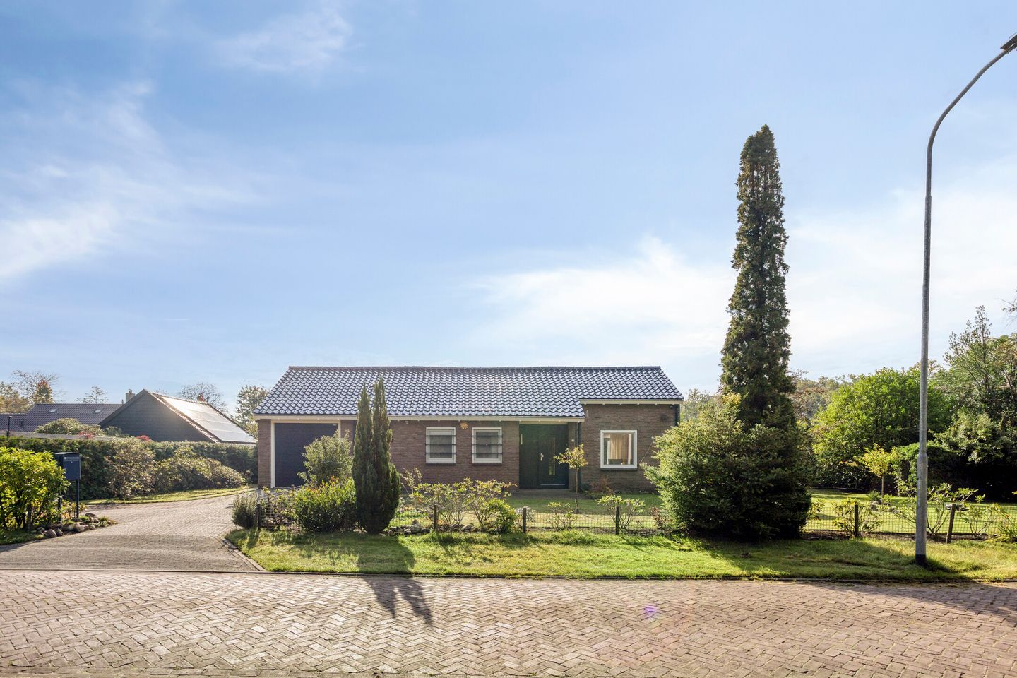Photo 4 of Dennenlaan 11