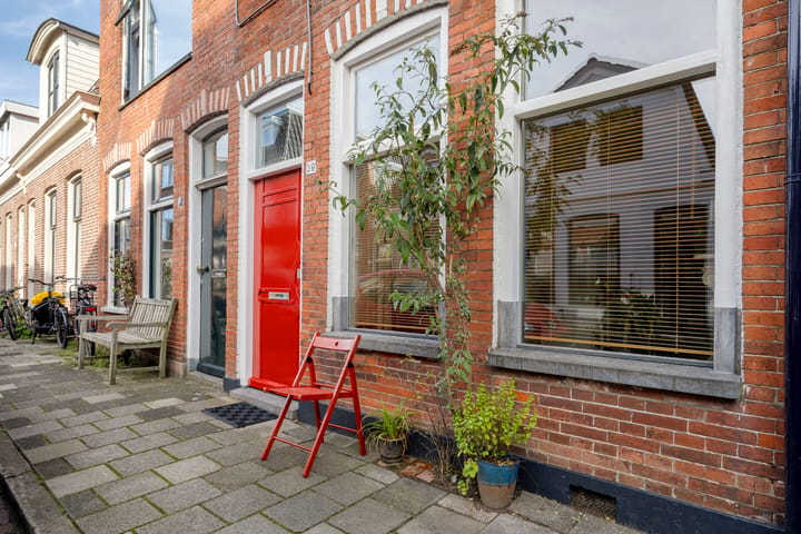 Tussenwoning te koop: Bergstraat 39, Groningen