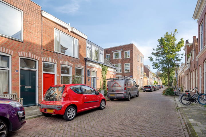 Tussenwoning te koop: Bergstraat 39, Groningen