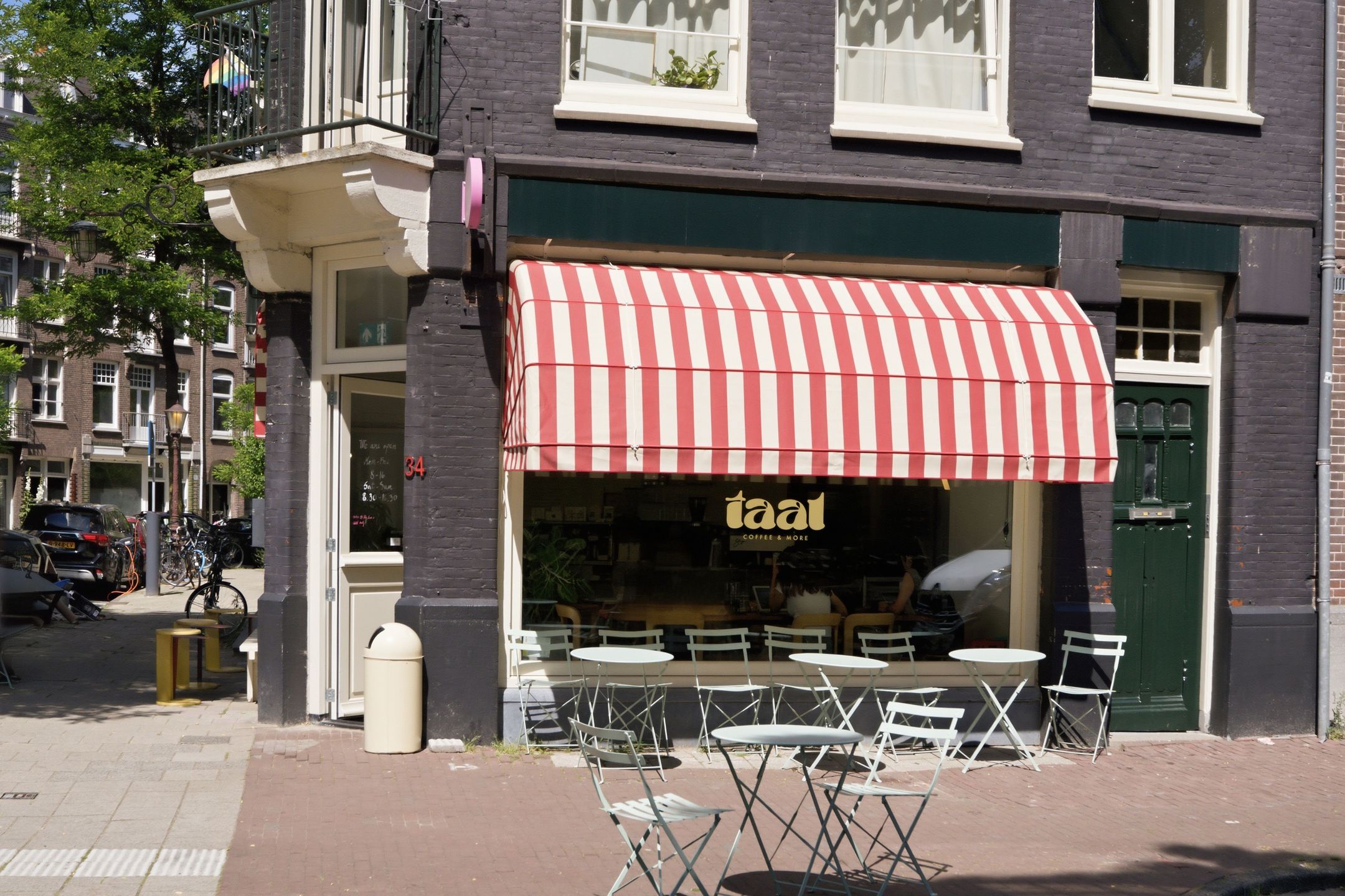 Photo 27 of Rhijnvis Feithstraat 2-1