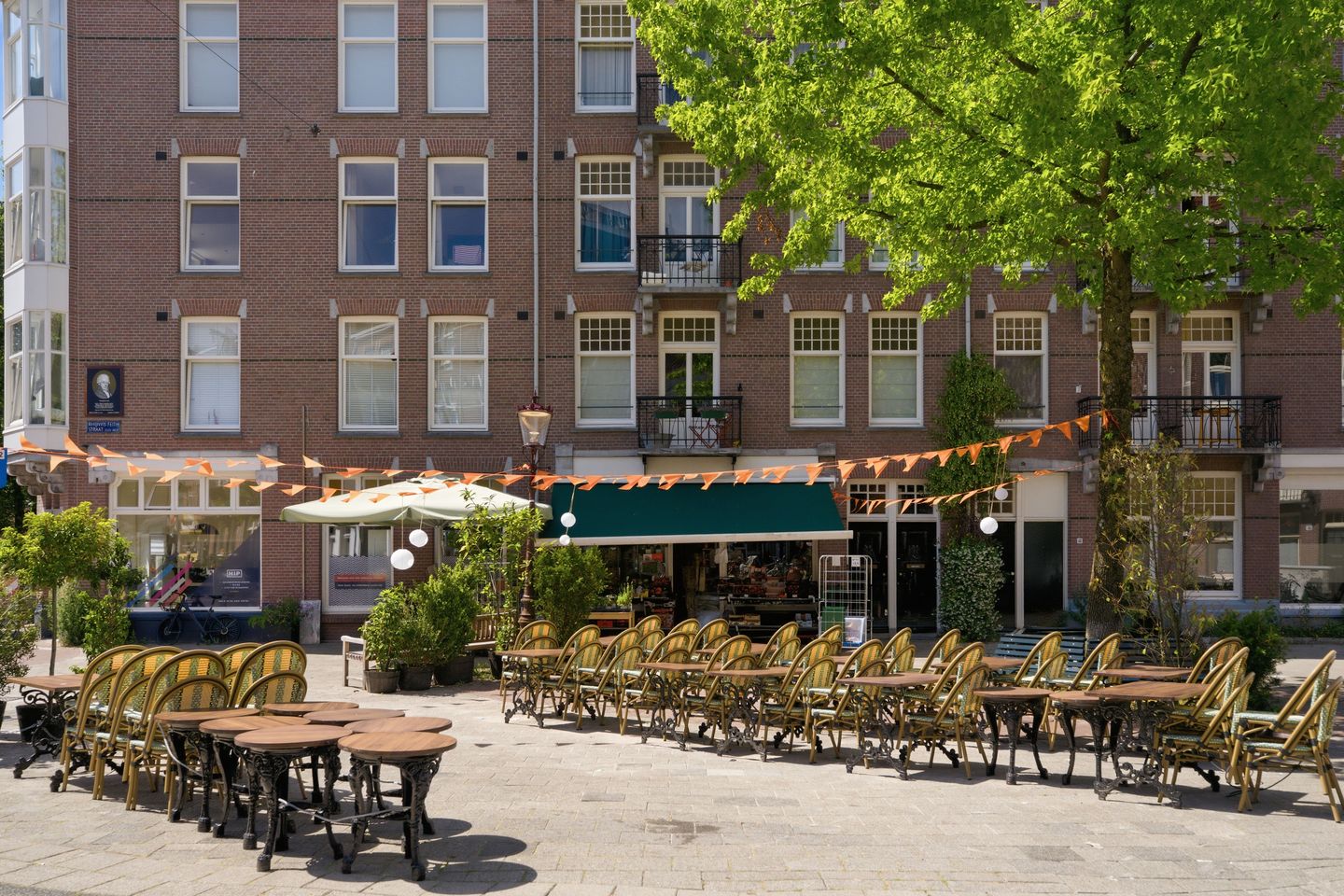 Photo 25 of Rhijnvis Feithstraat 2-1