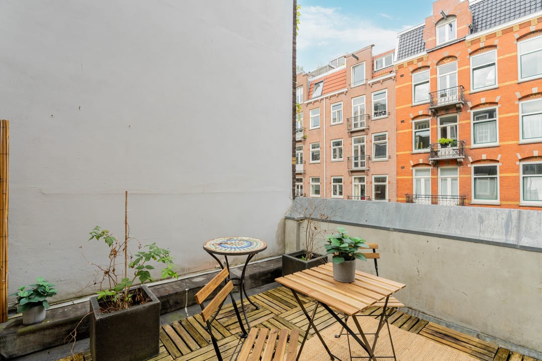 Photo 16 of Rhijnvis Feithstraat 2-1