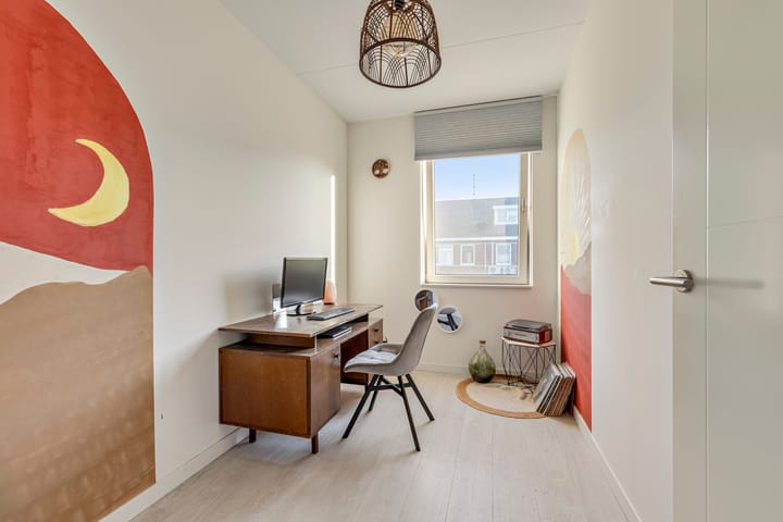 Tussenwoning te koop: Ringdijk 63, Arnhem