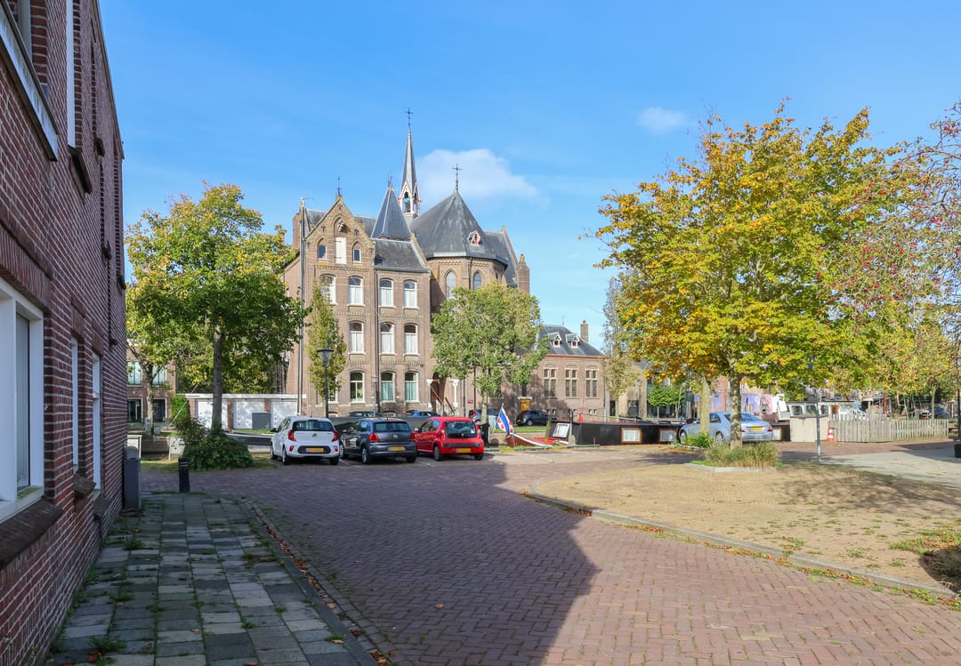 Foto 43 van Albertine Agnesstraat 25