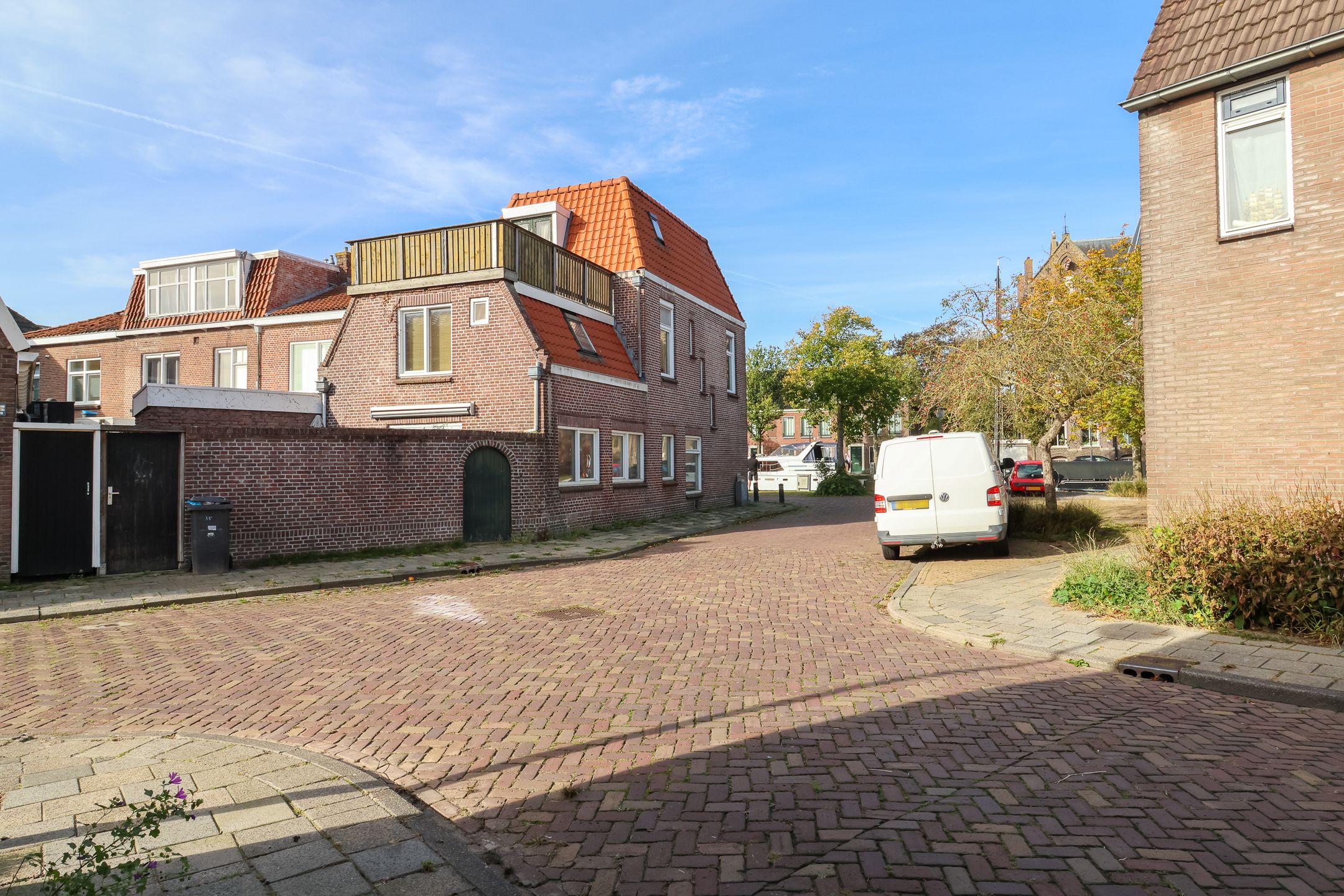 Foto 42 van Albertine Agnesstraat 25