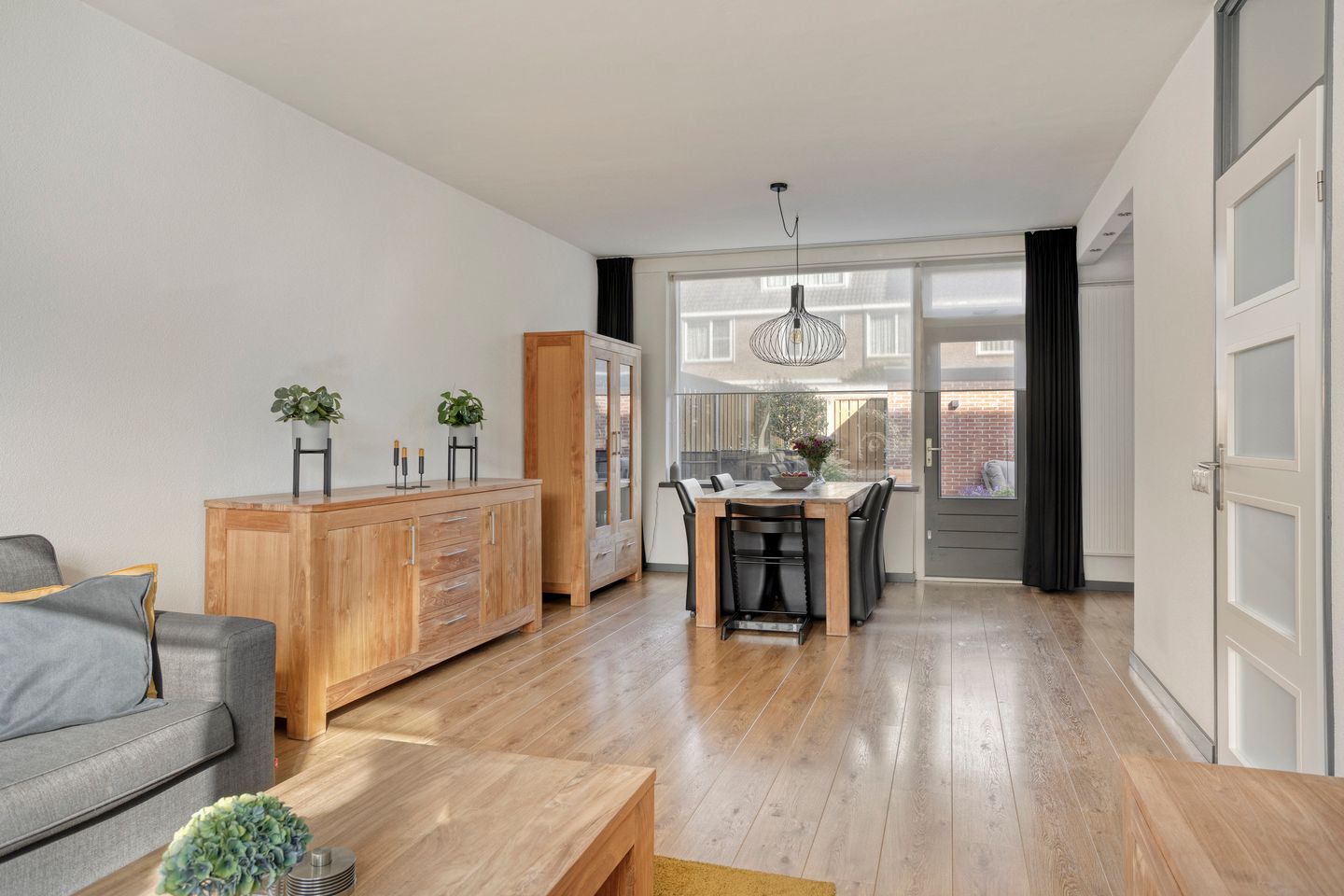 Photo 5 of Zuiderzeestraat 78