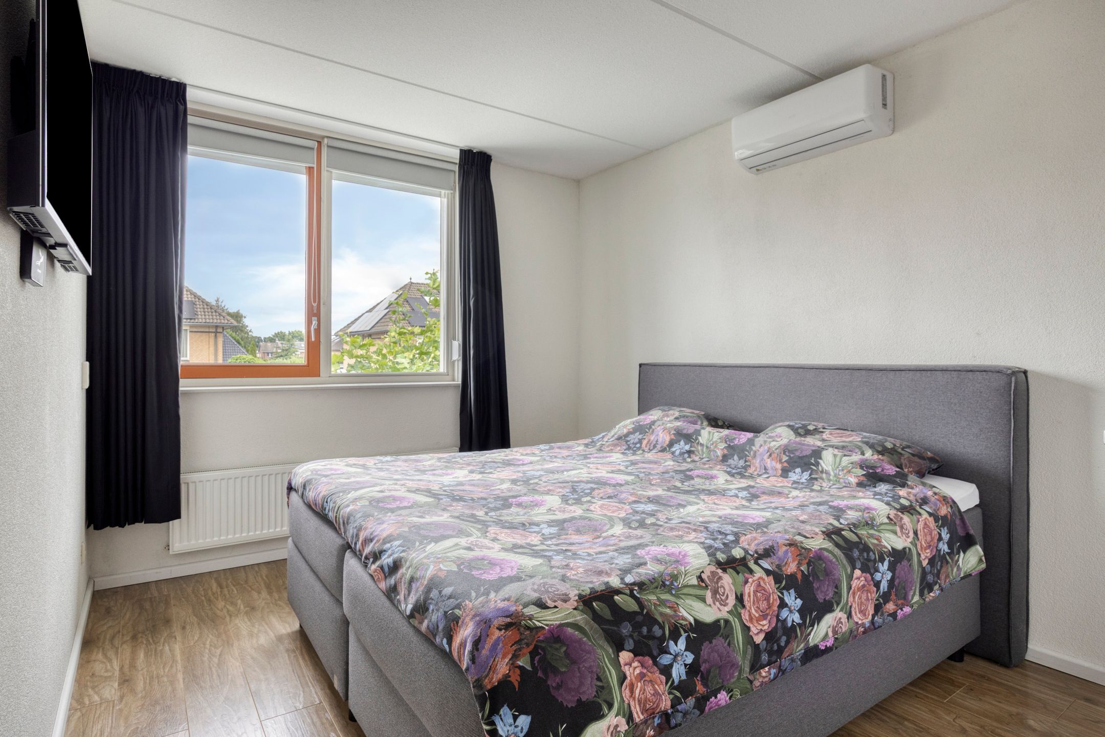 Photo 12 of Borkerstraat 23
