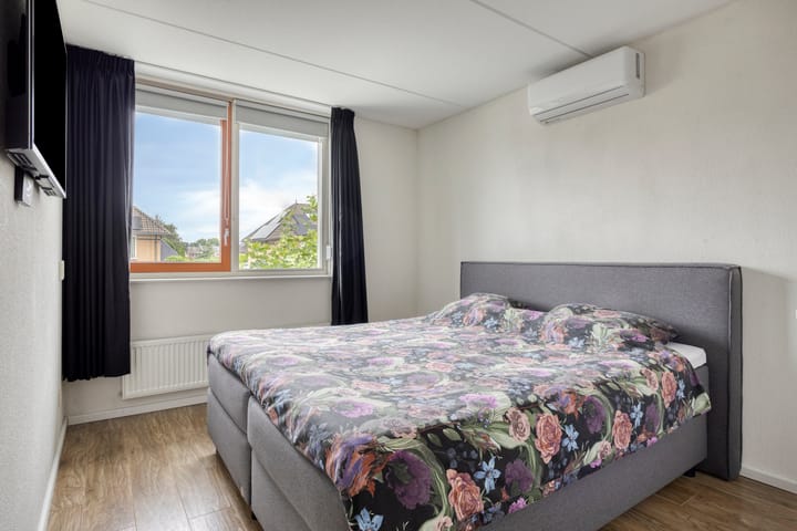 Twee-onder-één-kap te koop: Borkerstraat 23, Klazienaveen