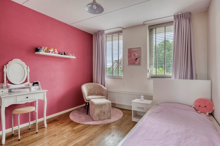 Twee-onder-één-kap te koop: Borkerstraat 23, Klazienaveen