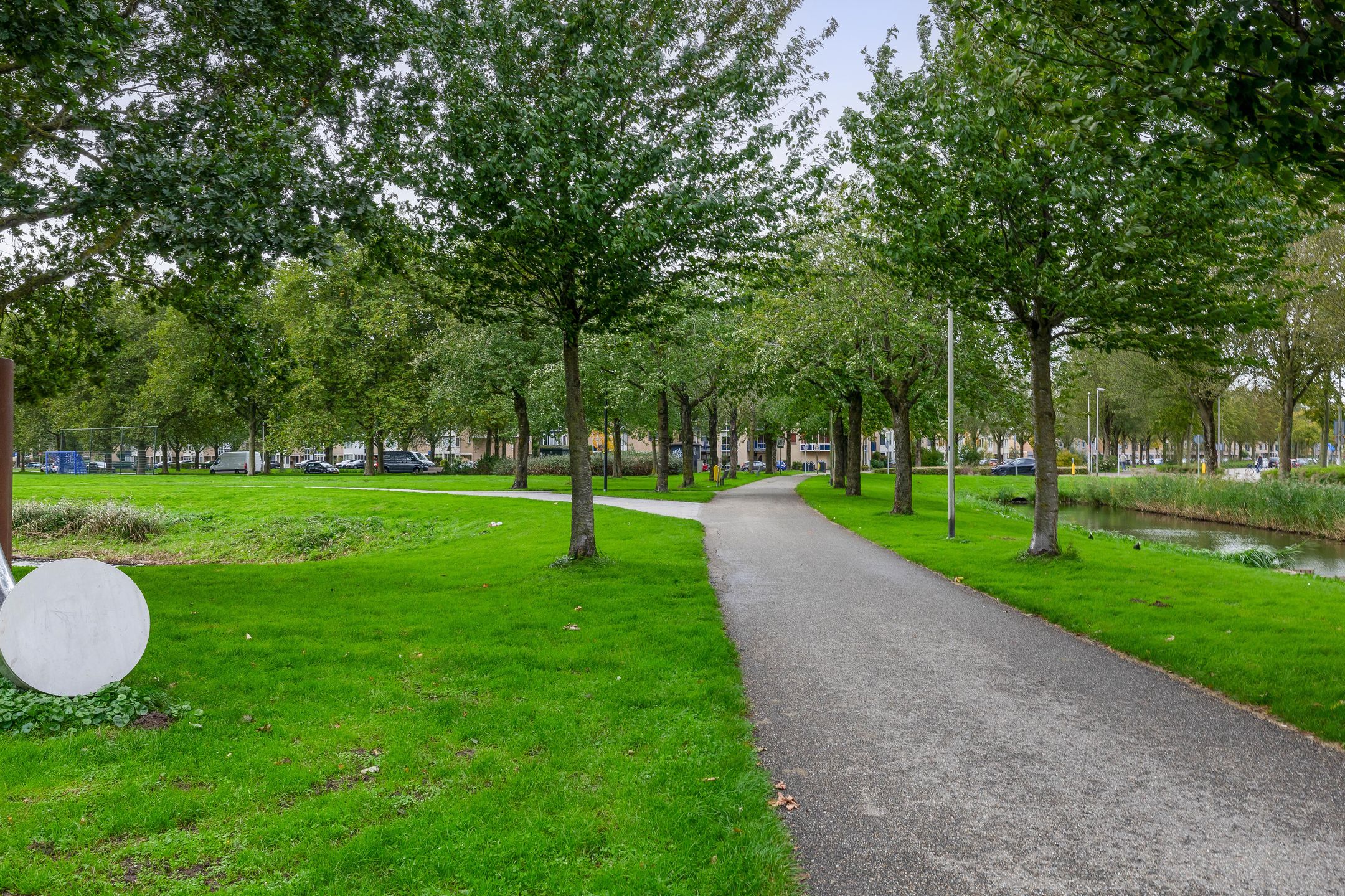 Photo 39 of Lissabonstraat 64