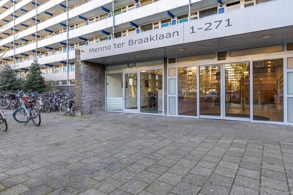 Foto 2 van Menno ter Braaklaan 81