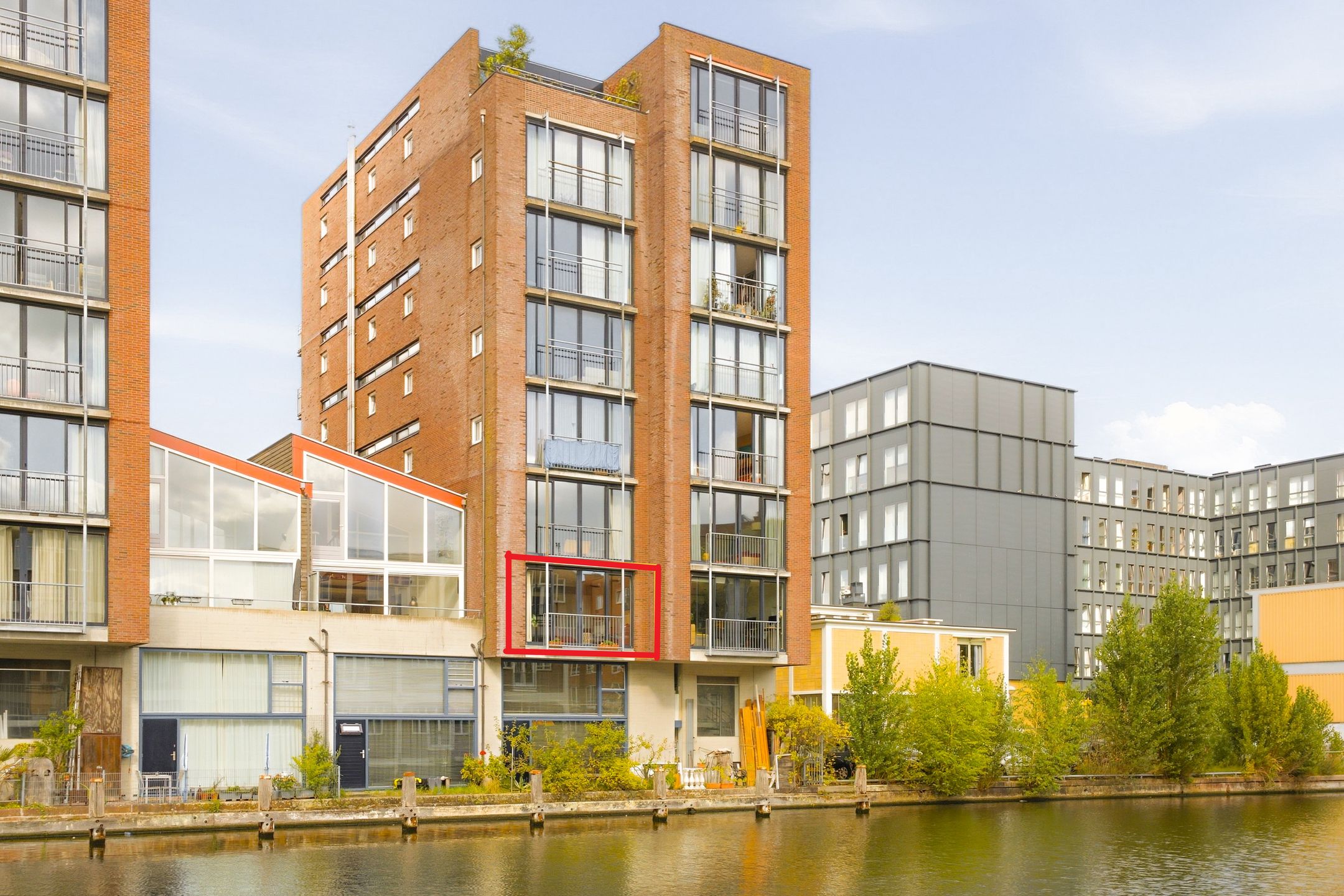 Donker Curtiusstraat 59 