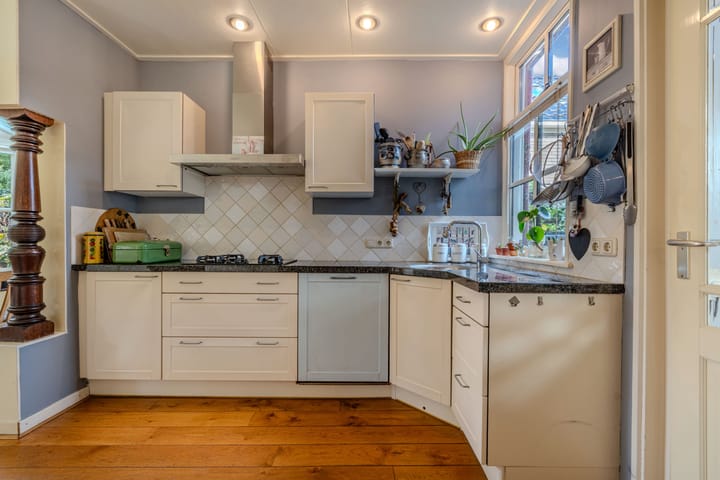 Hoekwoning te koop: Tsjerkebuorren 25, Easterein