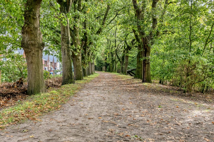 Hoekwoning te koop: Prinses Amaliastraat 18, Oosterhout (Nb)