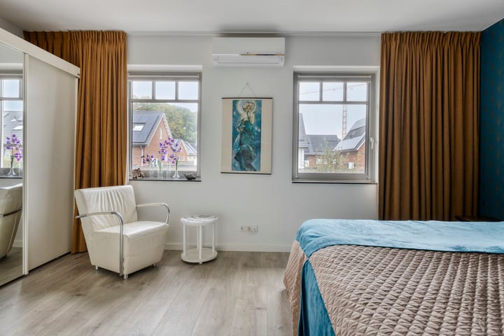 Hoekwoning te koop: Prinses Amaliastraat 18, Oosterhout (Nb)