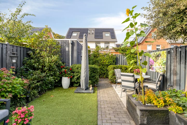 Hoekwoning te koop: Prinses Amaliastraat 18, Oosterhout (Nb)