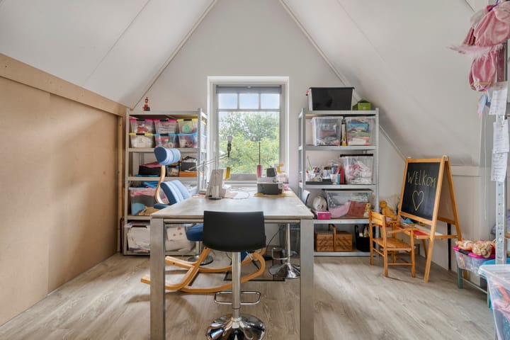 Hoekwoning te koop: Prinses Amaliastraat 18, Oosterhout (Nb)