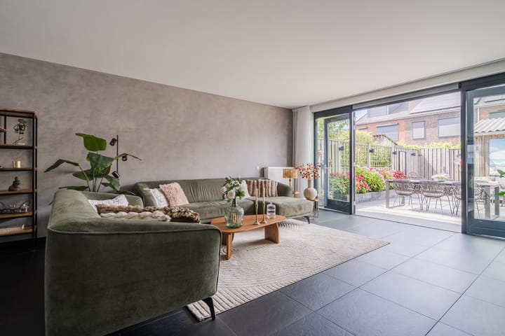 Tussenwoning te koop: Nevenspoor 5, Assendelft