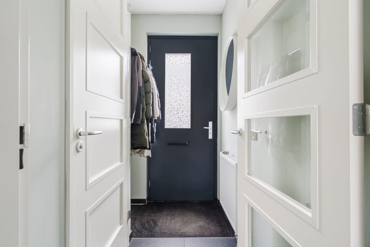 Tussenwoning te koop: Nevenspoor 5, Assendelft