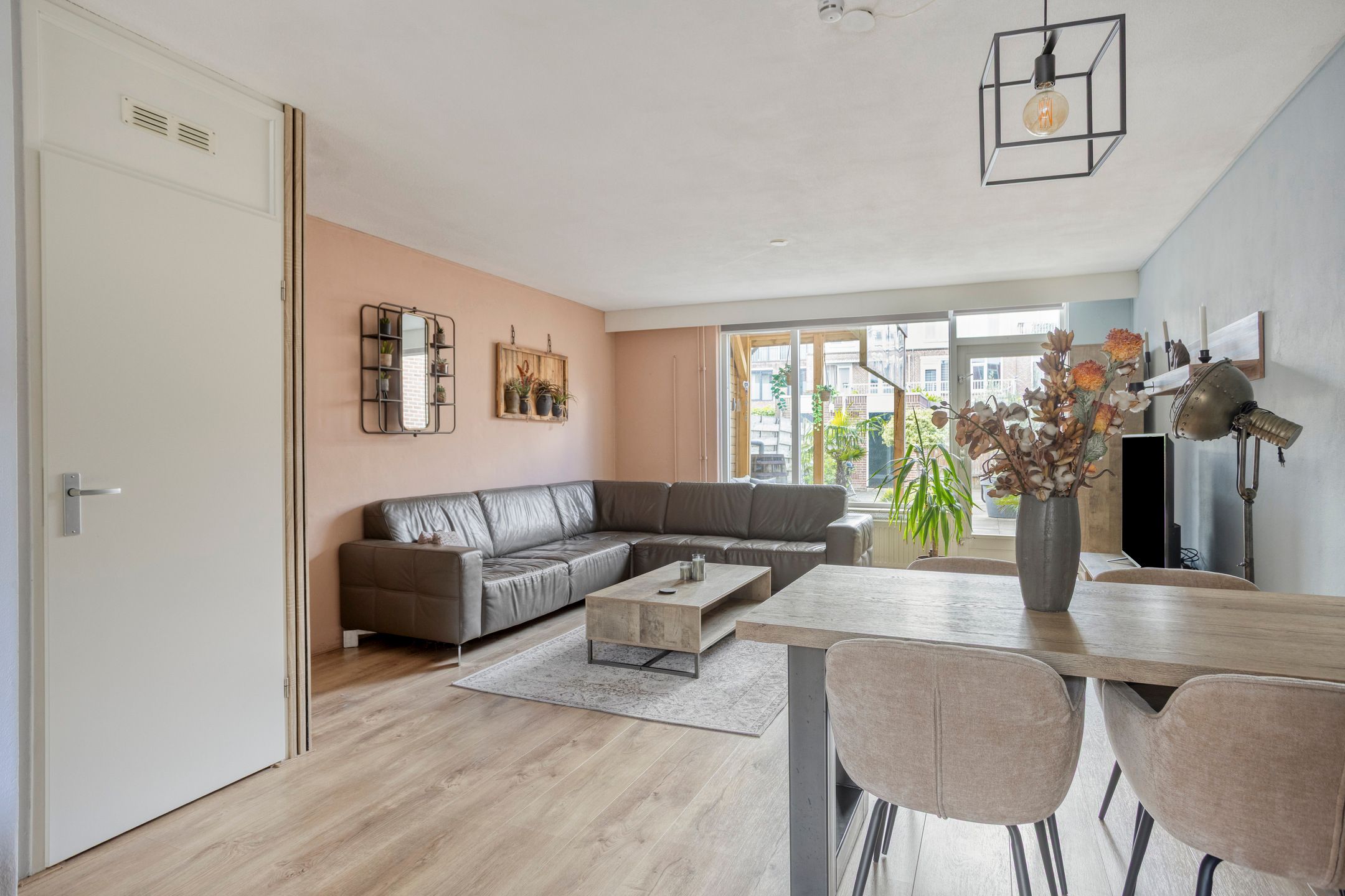 Photo 12 of Jacob Paffstraat 28