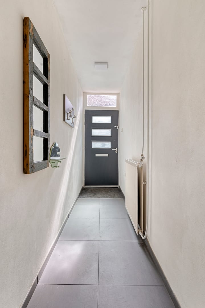 Tussenwoning te koop: Borneostraat 9, Tilburg