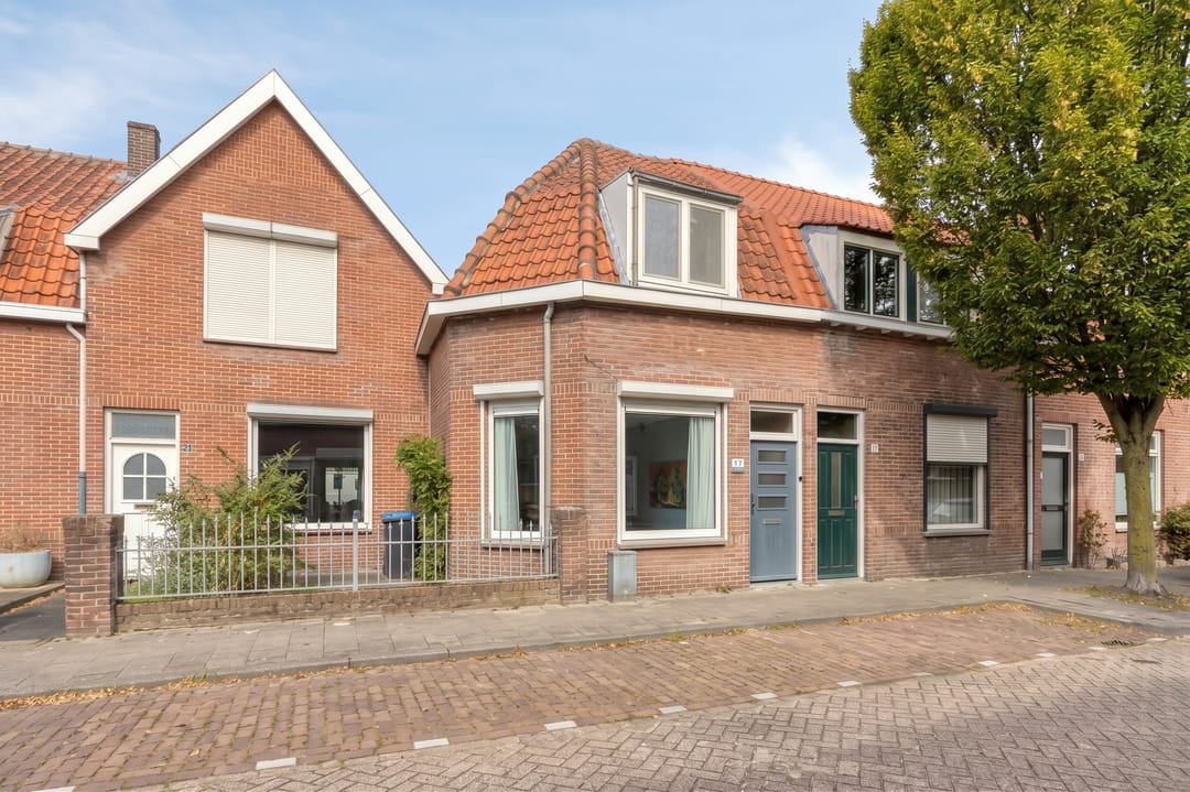 Foto 47 van Borneostraat 9