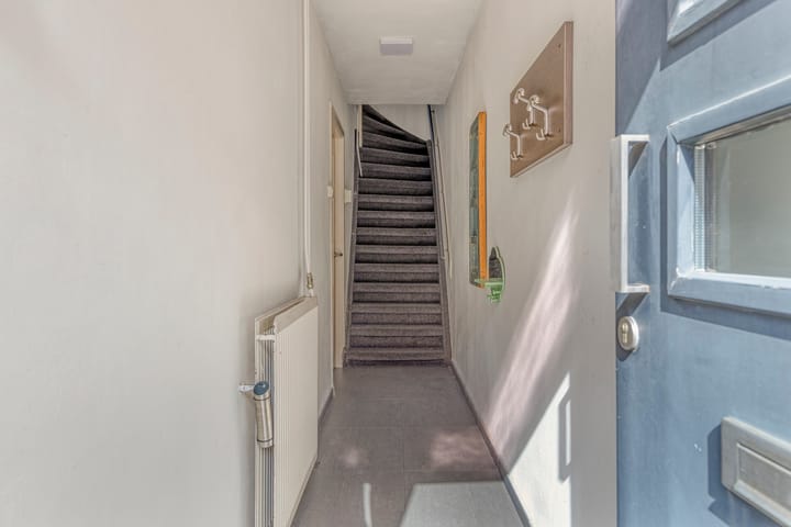 Tussenwoning te koop: Borneostraat 9, Tilburg