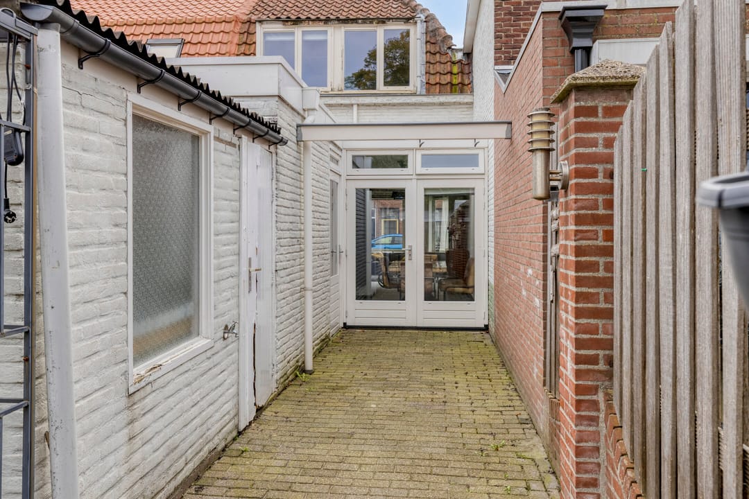 Foto 43 van Borneostraat 9