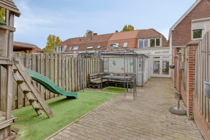 Foto 4 van Borneostraat 9