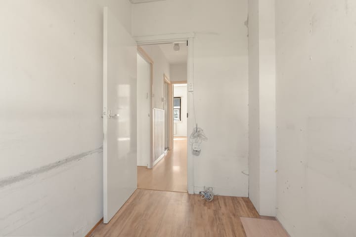 Tussenwoning te koop: Van der Goesstraat 10, Utrecht
