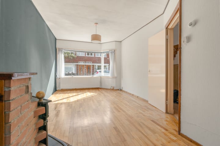 Tussenwoning te koop: Van der Goesstraat 10, Utrecht