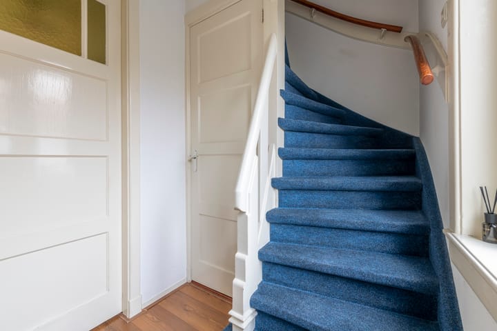 Tussenwoning te koop: Leliestraat 6, Zeist